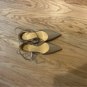 Jessica Simpson Tan Heels Classic Design